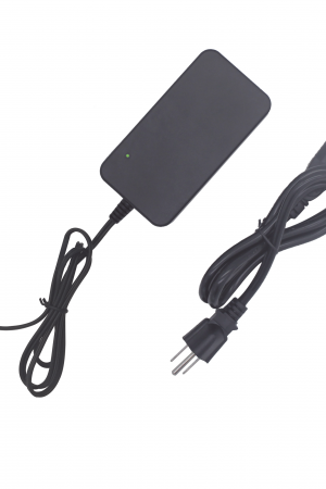 Fuente de poder / 36 Vcc Regulados / 2 Amp / Voltaje de Entrada de 100 - 240 VCA